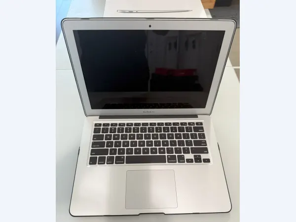 MacBook Air 13-inch 2017 - 500GB